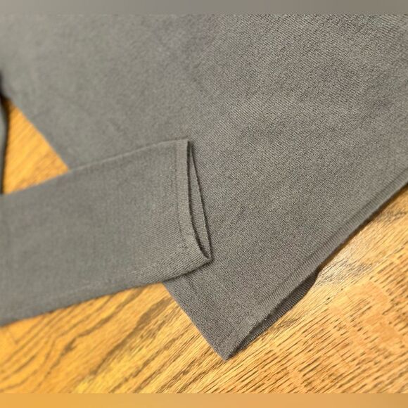 Giorgio Armani Black Label Cashmere Gray Mockneck Sweater Fine-Knit - Picture 2 of 7